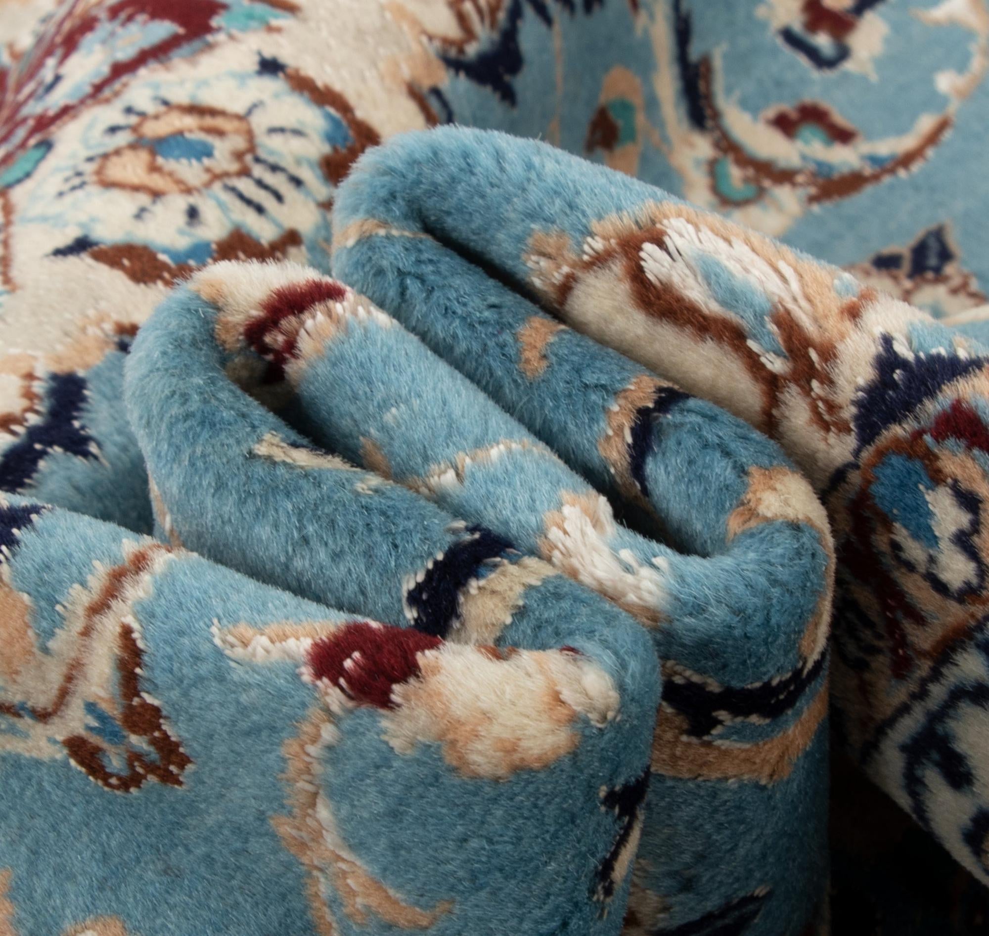 3' 3 x 5' Hand Knotted Nain Persian Rug