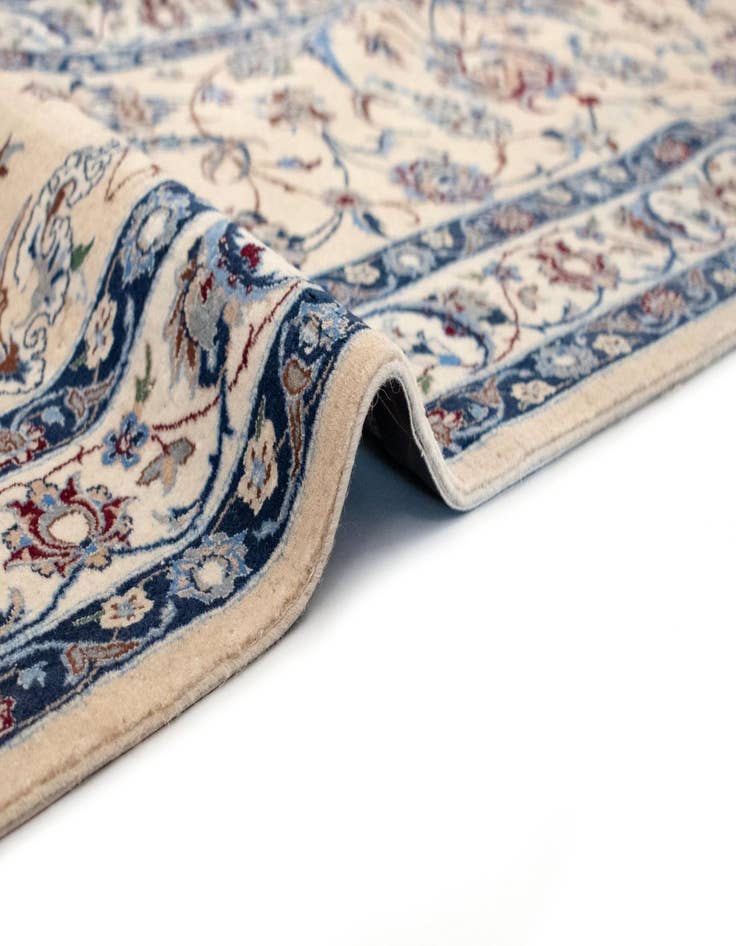 Detail image of 14' 9 x 21' 6  Hand Knotted Nain Persian Rug