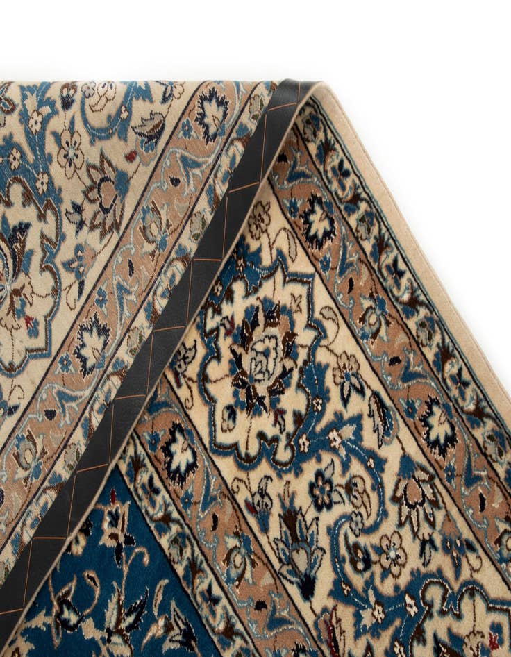 Detail image of 8' 6 x 12'  Hand Knotted Nain Persian Rug