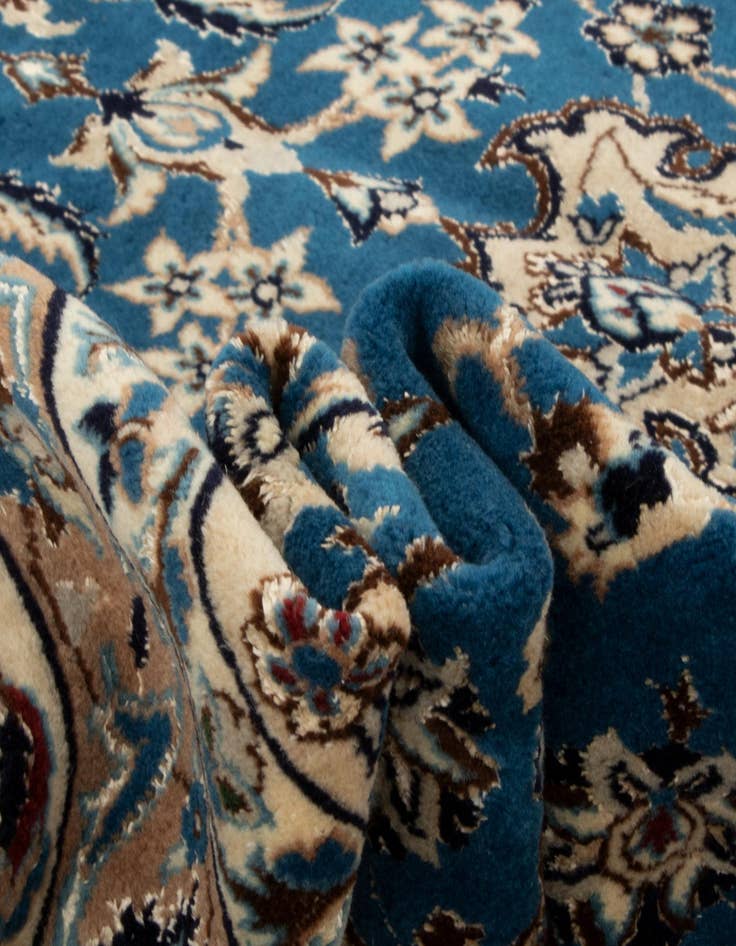 Detail image of 8' 6 x 12'  Hand Knotted Nain Persian Rug