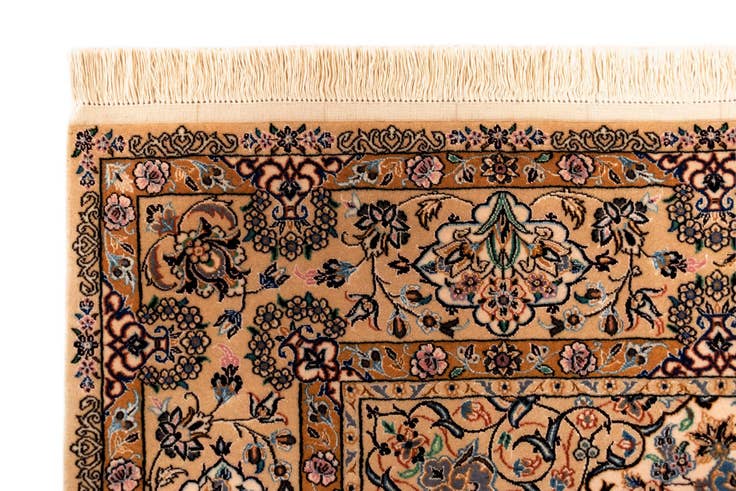 Detail image of 5' 3 x 7' 8 Nain Rug