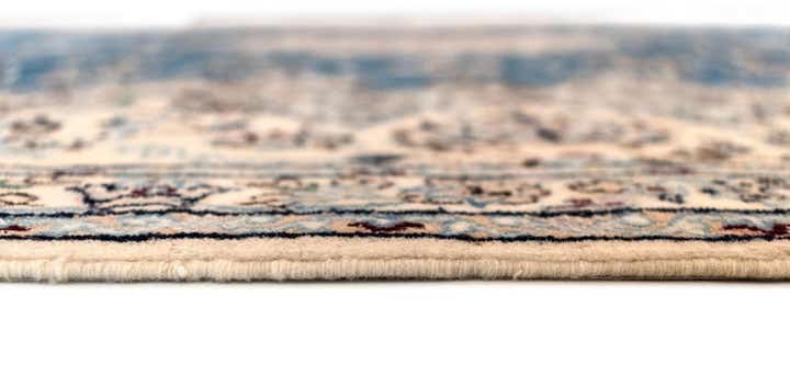 6' 9 x 10' 4 Nain Rug