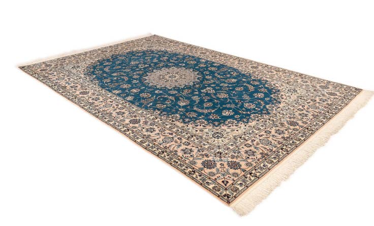 Detail image of 6' 9 x 10' 3 Nain Rug