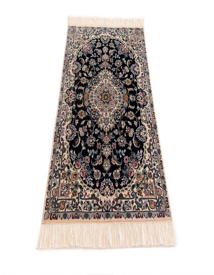 Detail image of 2' 8 x 4' Nain Rug