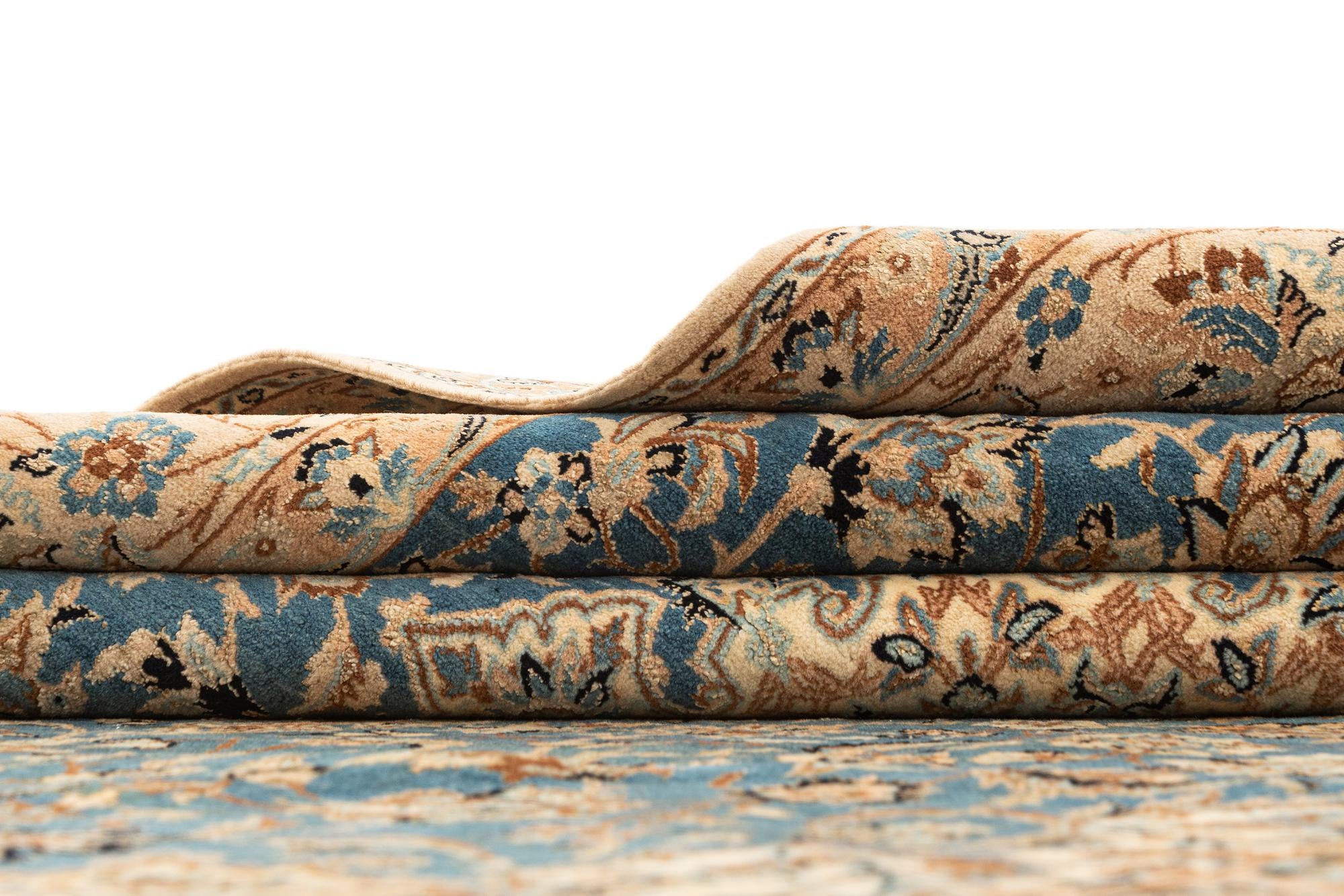 5' 4 x 9' 6 Hand Knotted Nain Rug