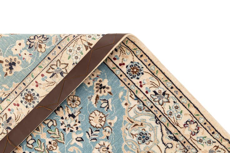 Detail image of 2' x 2' 11 Hand Knotted Nain Rug
