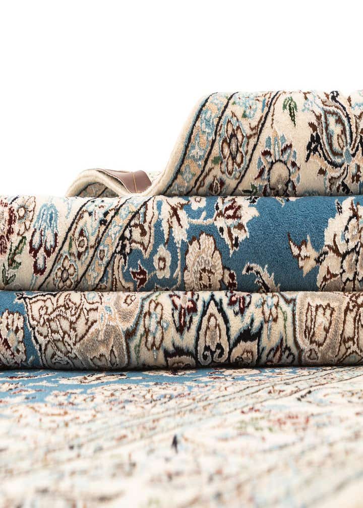 4' 10 x 7' 11 Hand Knotted Nain Rug