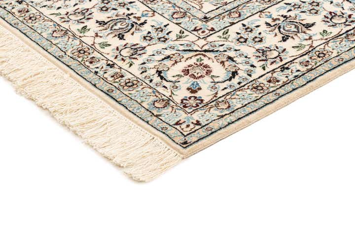 4' 10 x 7' 11 Hand Knotted Nain Rug