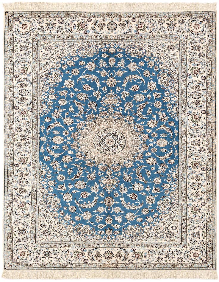 Detail image of 4' 10 x 7' 11 Hand Knotted Nain Rug