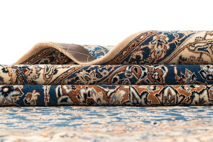 Detail image of 5' 7 x 7' 10 Hand Knotted Nain Rug