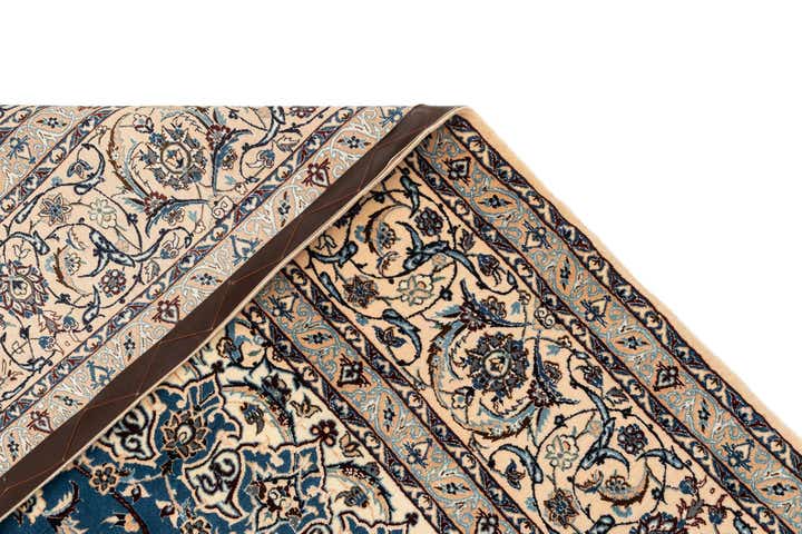 6' 11 x 10' 6 Hand Knotted Nain Rug