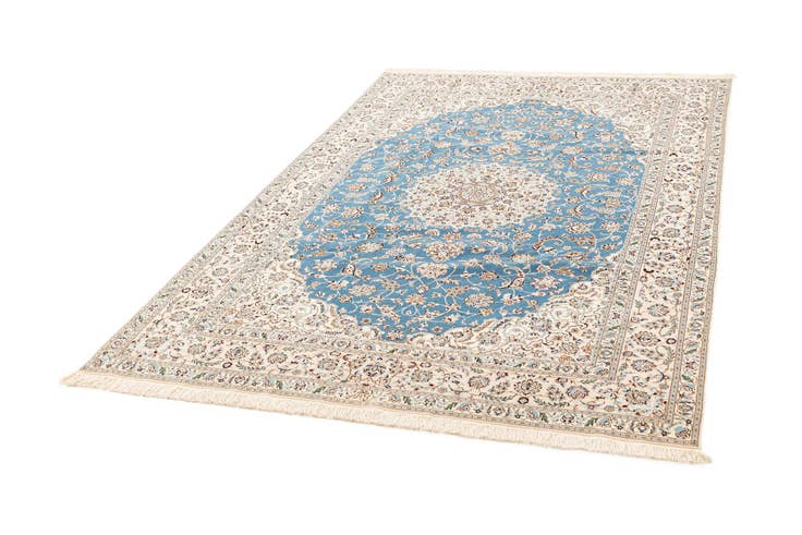 Detail image of 6' 8 x 10' 2 Hand Knotted Nain Rug