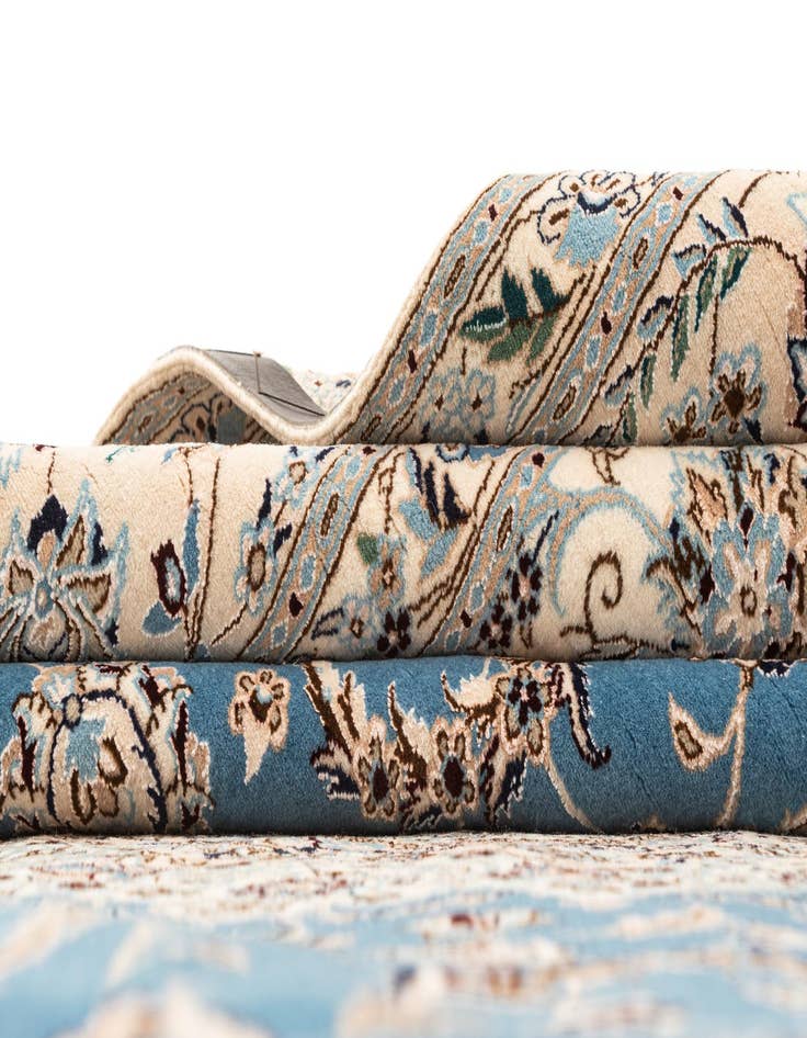 Detail image of 6' 8 x 10' 2 Hand Knotted Nain Rug