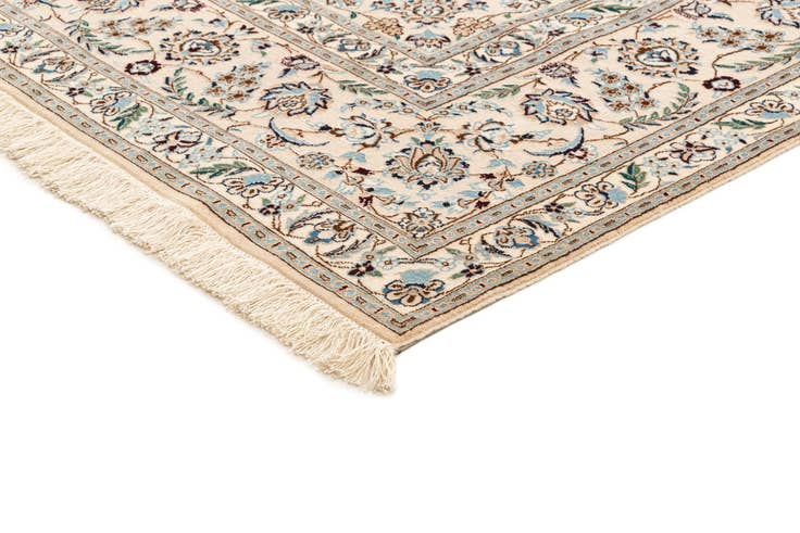 Detail image of 6' 8 x 10' 2 Hand Knotted Nain Rug