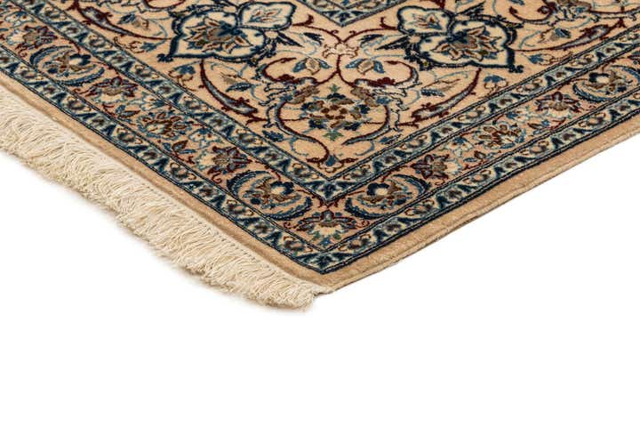 6' x 9' 6 Hand Knotted Nain Rug