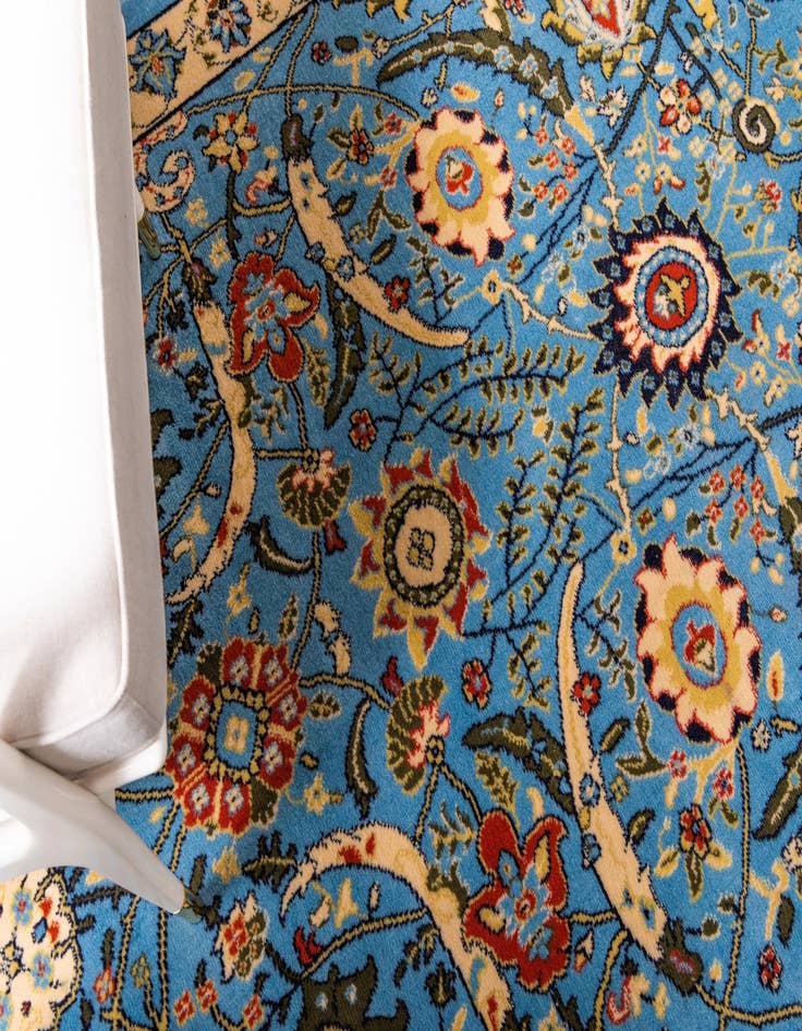 Detail image of 5' 3 x 8' Neda Rug