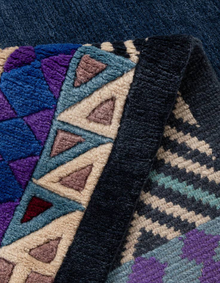 Detail image of 6' 8 x 9' 6  Hand Knotted Nepal Wool Rug