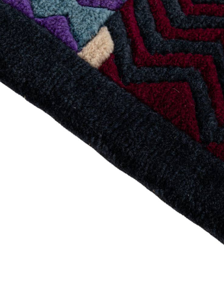 Detail image of 6' 8 x 9' 6  Hand Knotted Nepal Wool Rug