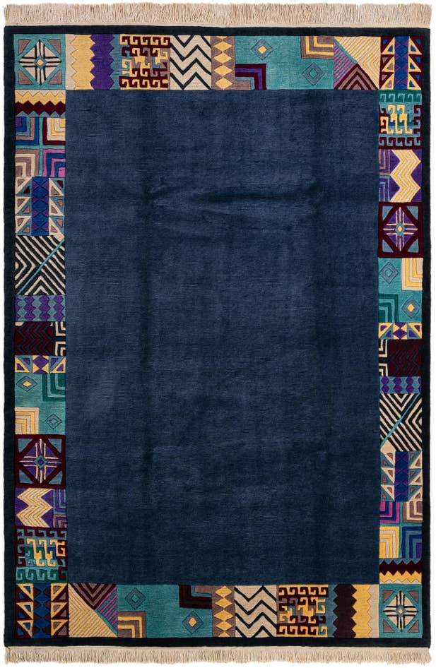 Detail image of 6' 8 x 9' 6 Hand Knotted Nepal Wool Rug