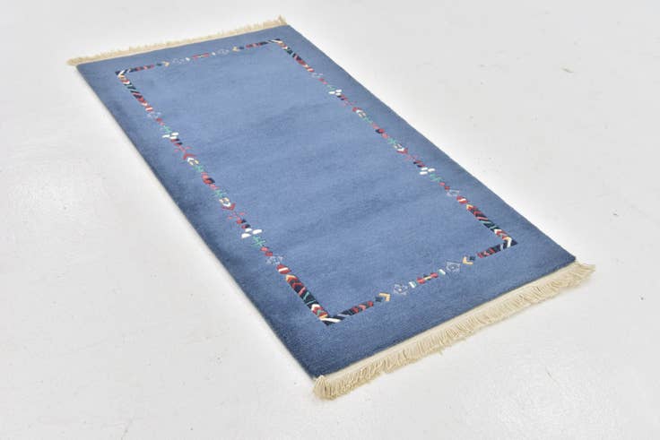 Detail image of 2' 6 x 4' 7 Hand Knotted Nepal Wool Rug