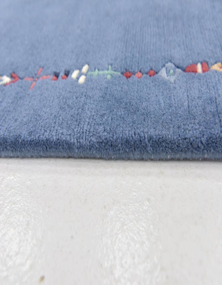 Detail image of 2' 5 x 4' 7 Hand Knotted Nepal Wool Rug