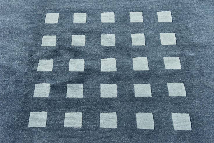 Detail image of 7' 6 x 9' 1 Hand Knotted Nepal Wool Rug