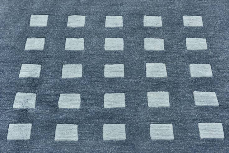 Detail image of 6' 7 x 9' 7 Hand Knotted Nepal Wool Rug