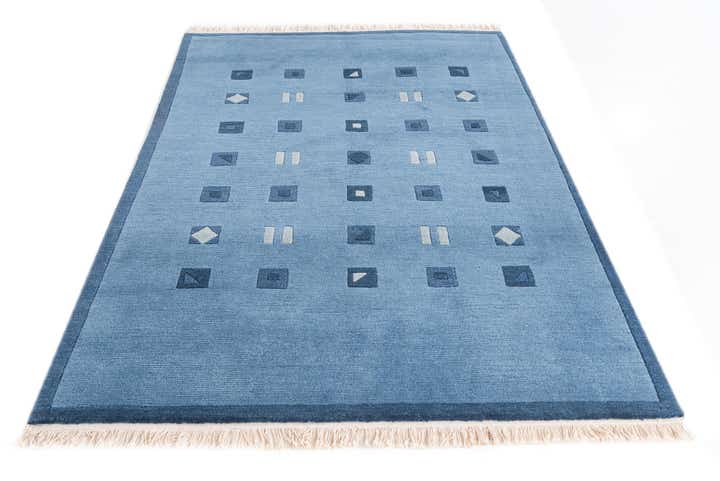 4' 8 x 6' 6 Hand Knotted Nepal Wool Rug