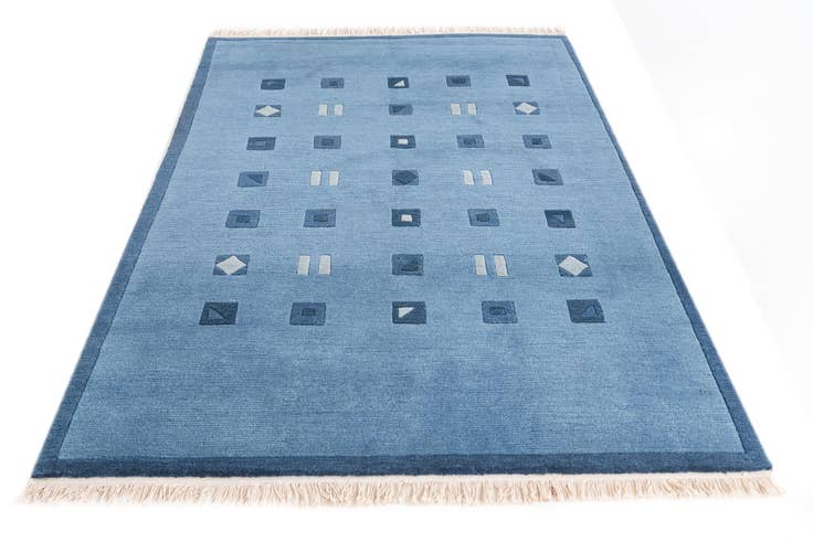 Detail image of 4' 8 x 6' 6 Hand Knotted Nepal Wool Rug