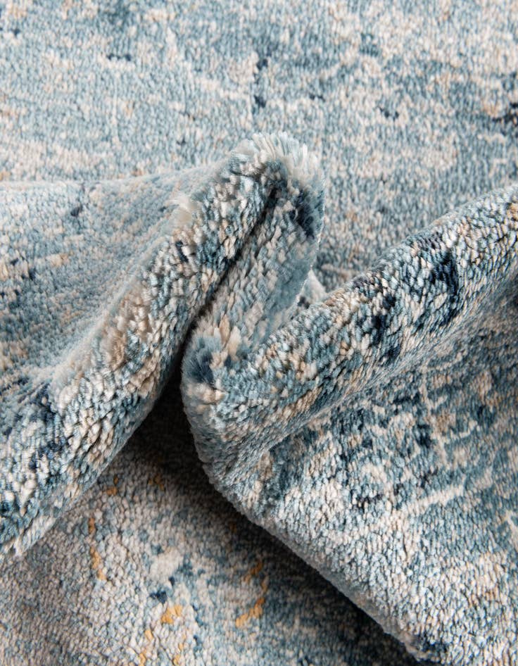 Detail image of 3' x 5' Newport Rug