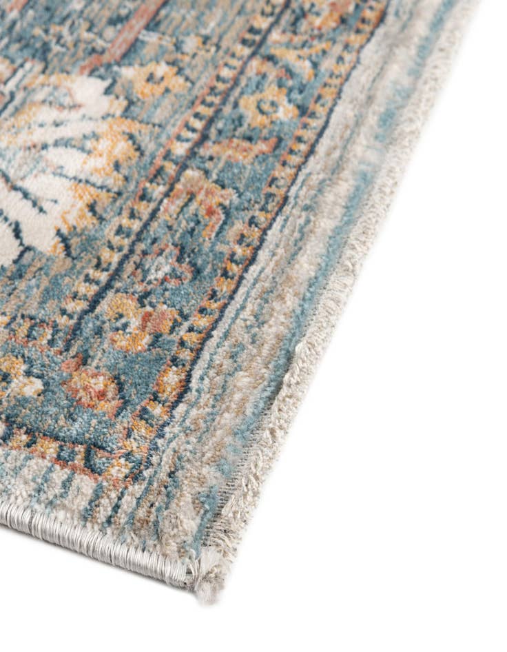 Detail image of 5' x 7' 10 Newport Rug