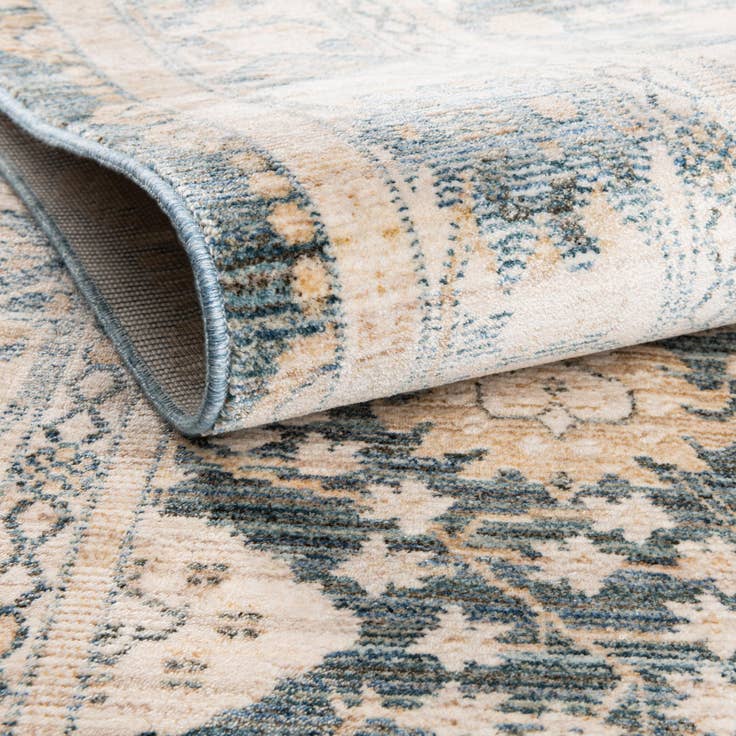 Detail image of 5' 3 x 7' 7 Noble Rug