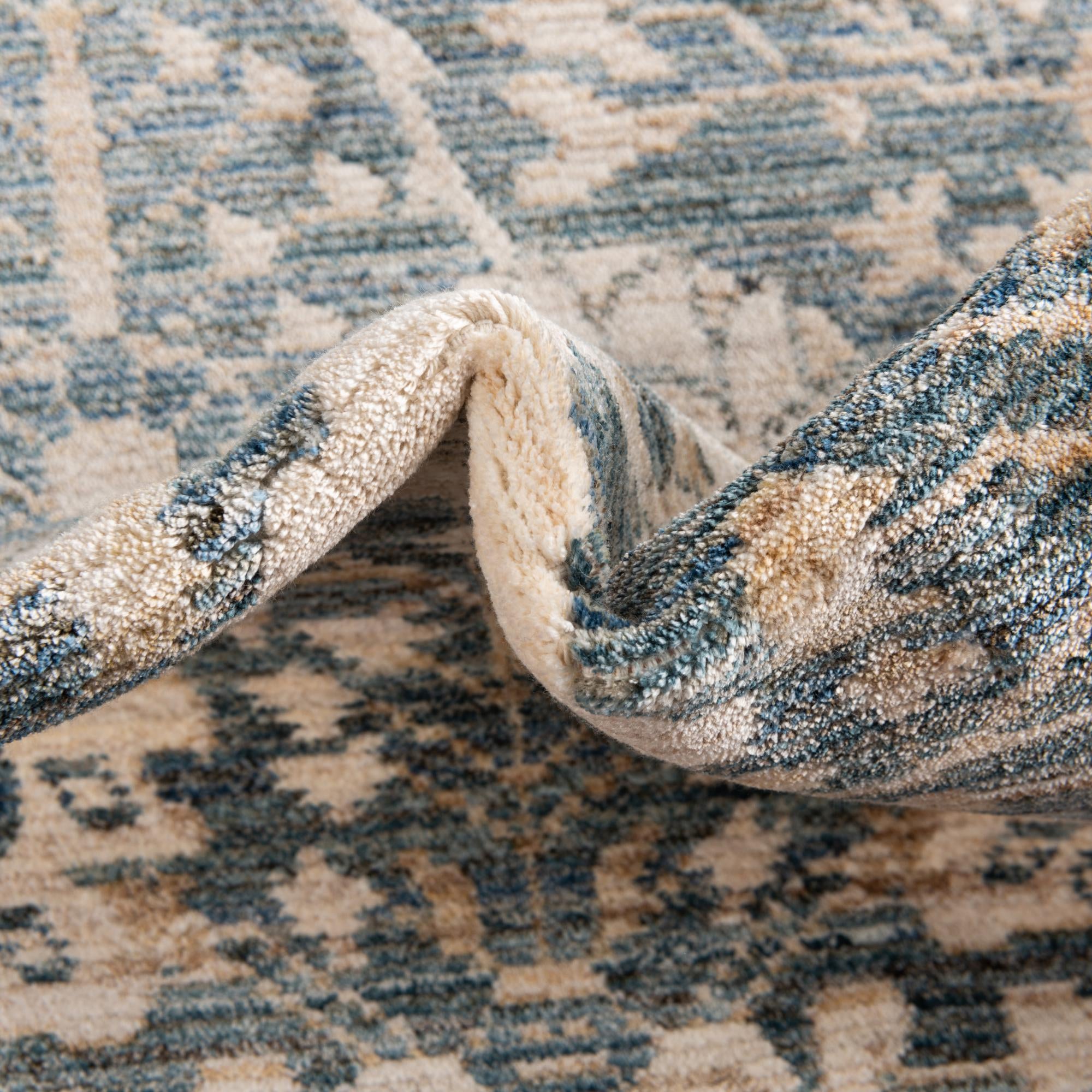 5' 3 x 7' 7 Noble Rug