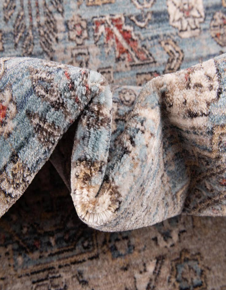 Detail image of 5' 3 x 7' 7 Noble Rug