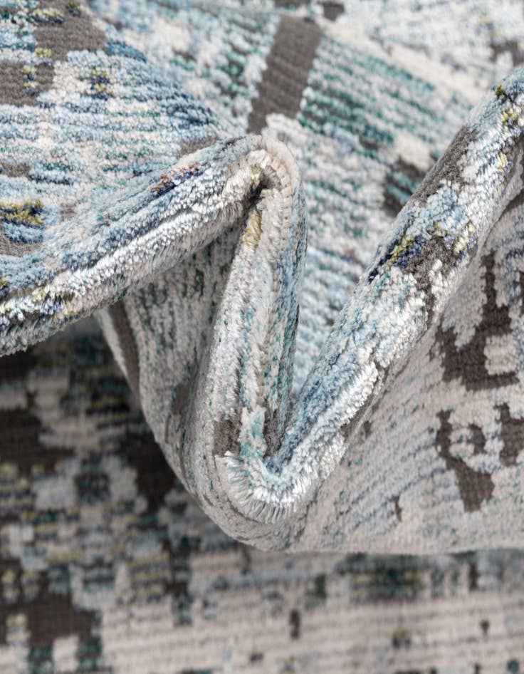 Detail image of 7' 10 x 10' 2 Noble Rug