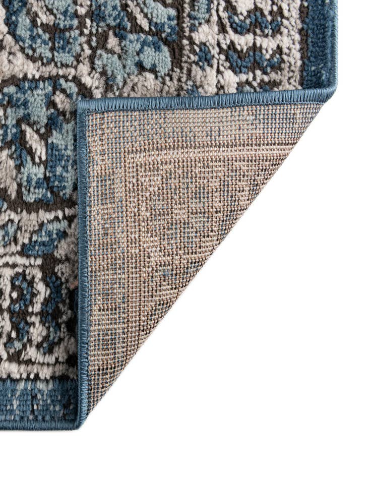 Detail image of 6' x 9' Nyla Rug