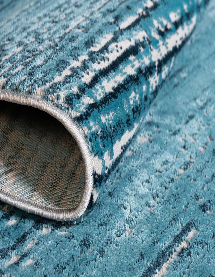 Detail image of 5' x 8' Oasis Rug