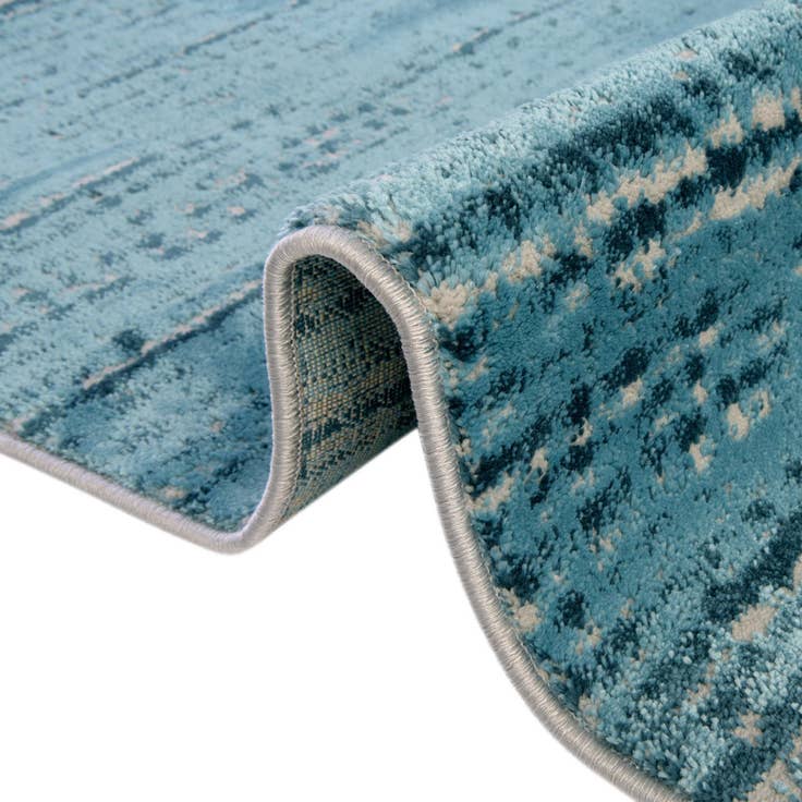 Detail image of 8' x 10' Oasis Rug