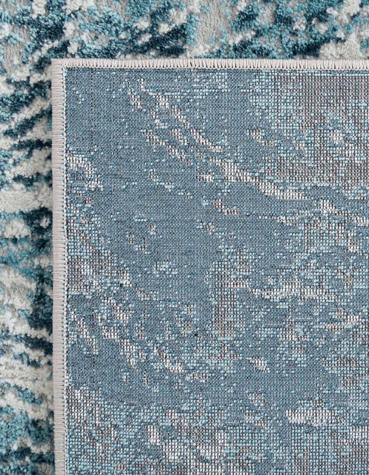 Detail image of 5' x 8' Oasis Rug