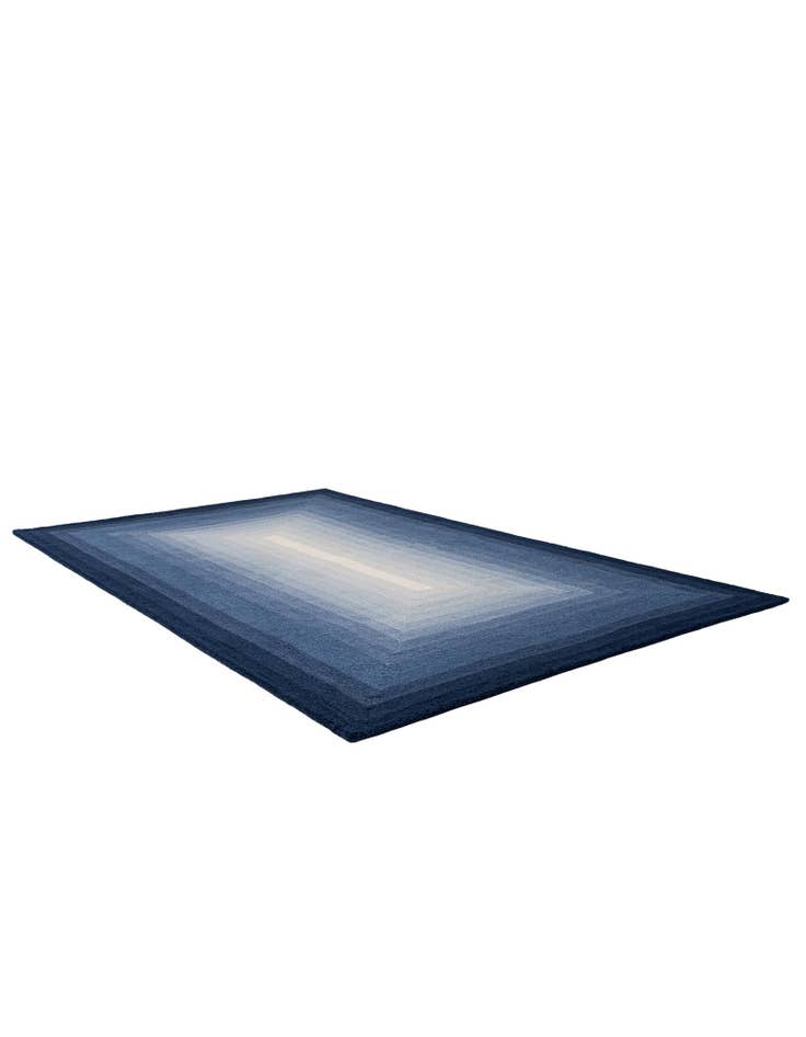 Detail image of 5' 1 x 8' Ombre Wool Rug