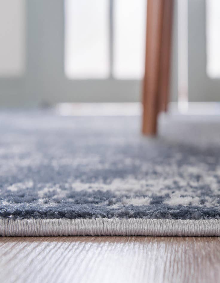 Detail image of 10' x 13' Oregon Rug