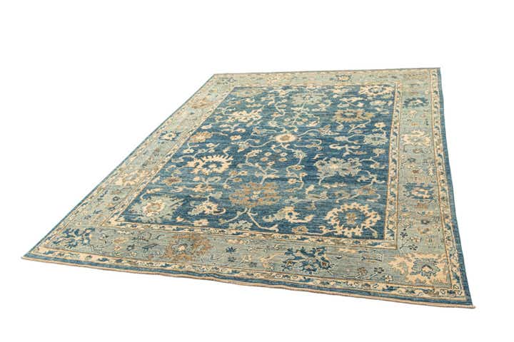 7' 9 x 10' Hand Knotted Oushak Rug
