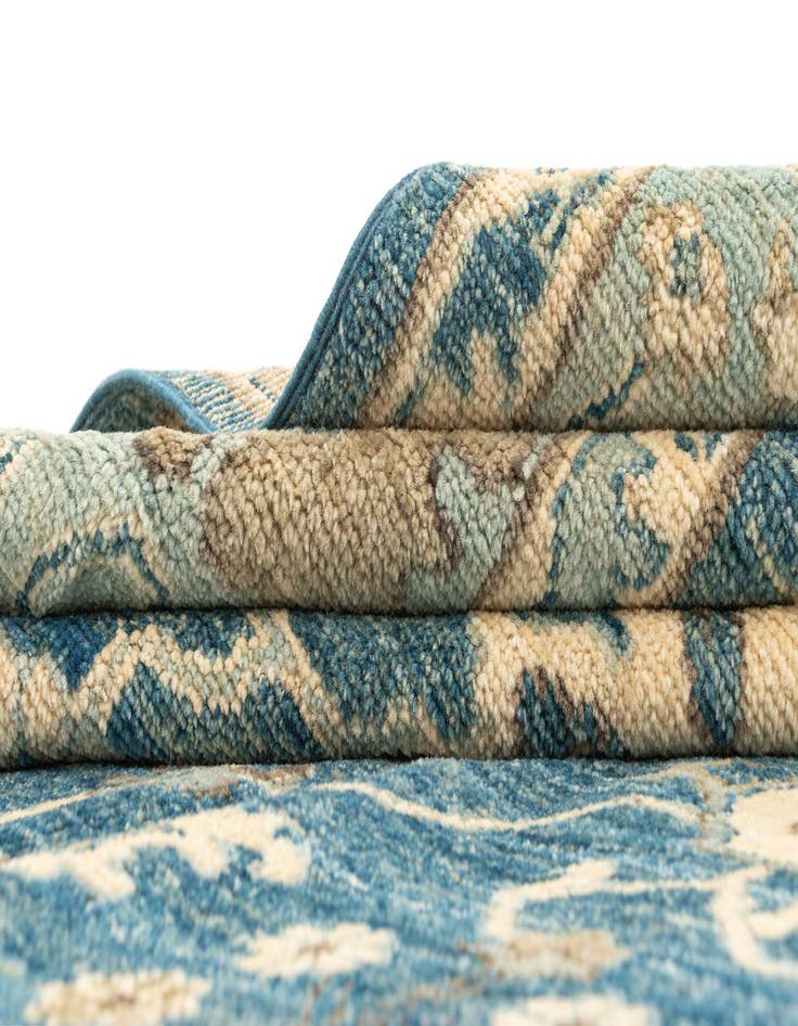 Detail image of 7' 9 x 10'  Hand Knotted Oushak Rug