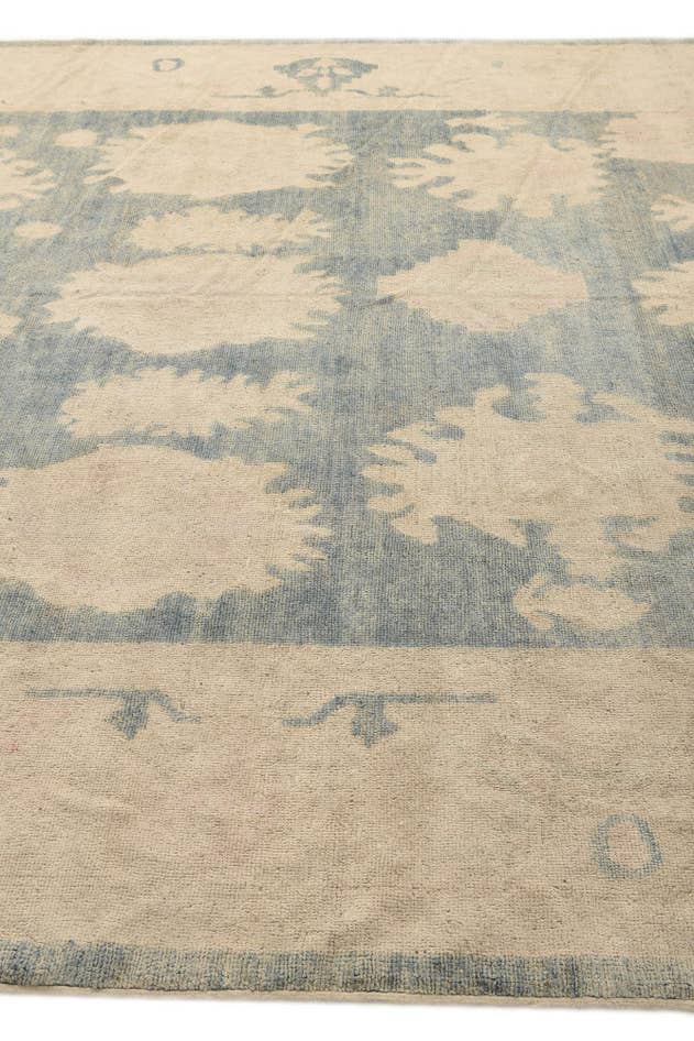 Detail image of 9' 2 x 11' 3 Hand Knotted Oushak Wool Rug