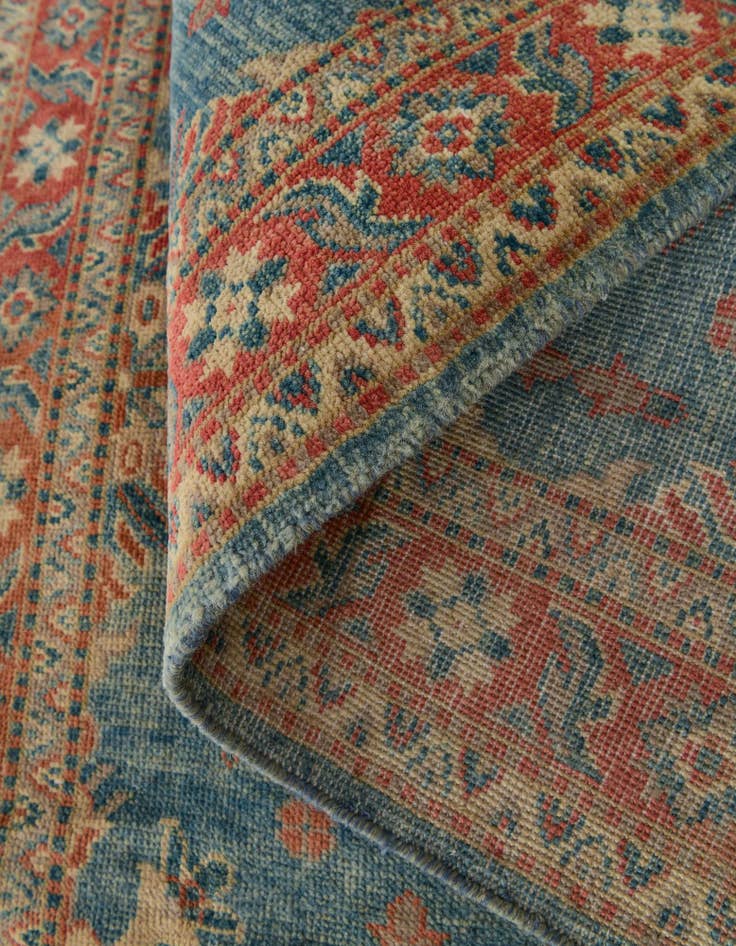 Detail image of 3' 3 x 4' 8 Hand Knotted Oushak Wool Rug