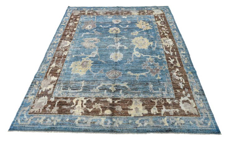 Detail image of 9' 1 x 12' 10 Hand Knotted Oushak Wool Rug