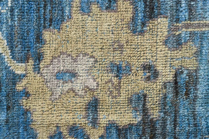 Detail image of 9' 1 x 12' 10 Hand Knotted Oushak Wool Rug