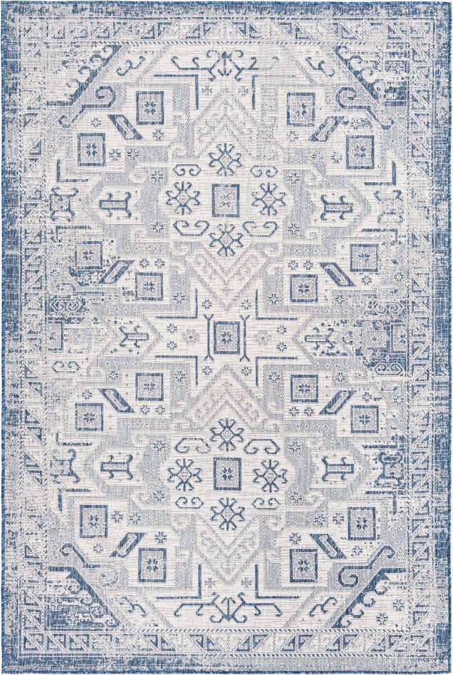 Detail image of 6' x 9' Easy-Clean Aztec Indoor / Outdoor Rug