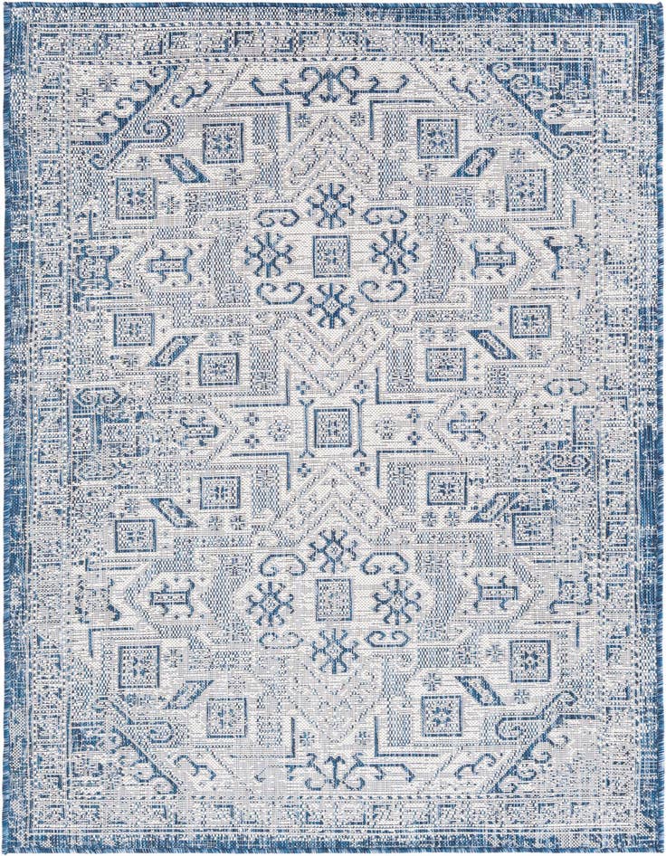 Detail image of 4' x 6' Easy-Clean Aztec Indoor / Outdoor Rug