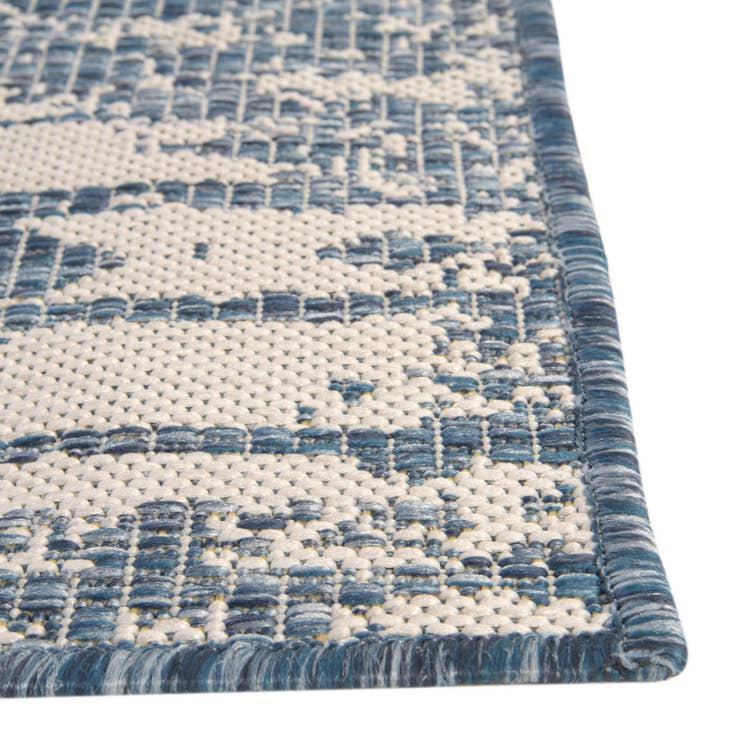 Detail image of 9' x 12' Easy-Clean Bohemian Indoor / Outdoor Rug